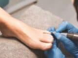 De beste elektrische nagelvijl voor kalknagels en dikke teennagels