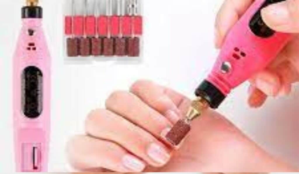 Professioneel en thuisgebruik van de elektrische nagelvijl – voor baby, manicure en teennagels