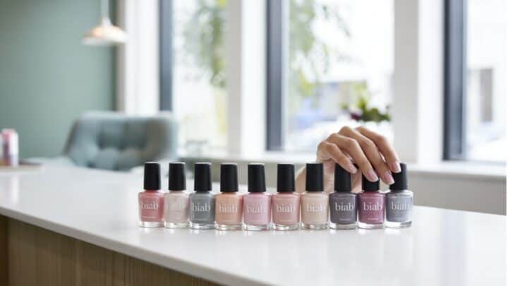 BIAB nagels prijzen studio refill onderhoud en kosten van zelf aanbrengen