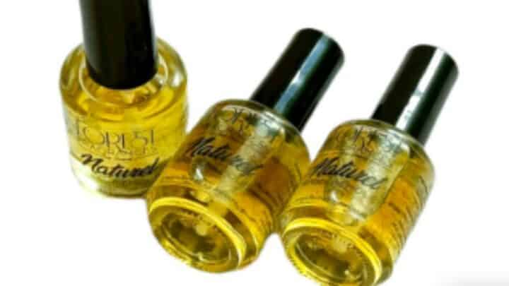 Nagelriemolie en Nagelstickers: Complete Gids voor Mooie en Gezonde Nagels