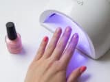 Gellak Manicure: French Gel, Thuis Gel Nagels, UV Lamp en Complete Nail Care Gids