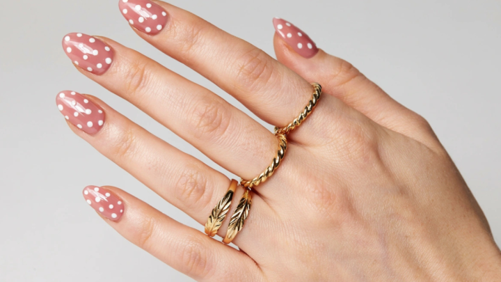 Zomer Nagels: Eenvoudige Nail Art, DIY Ideeën en Inspiratie voor een Stralende Zomerlook