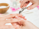 Nagelriemen verzorgen en sterke gezonde nagels krijgen