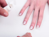 Acrylnagels verwijderen: complete gids om veilig thuis je nagels te verwijderen