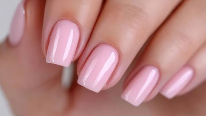 Pink Gellac nagellak: complete gids over gellak, gel polish en kleuren